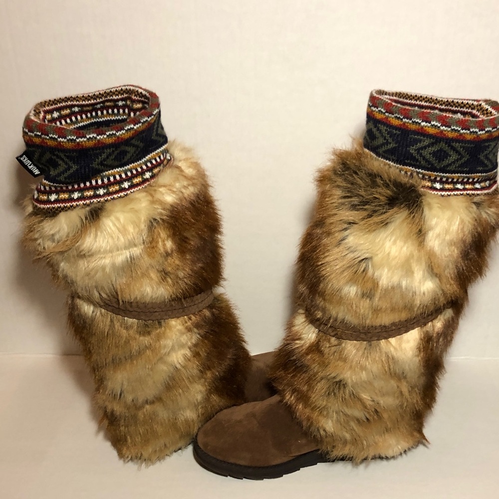 MukLuks boots Brown Faux Fur with Knit Cuff - Picture 7 of 10